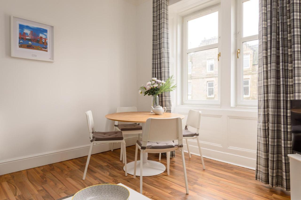 The London Road Apartment - 2Br/1Ba เอดินบะระ ภายนอก รูปภาพ